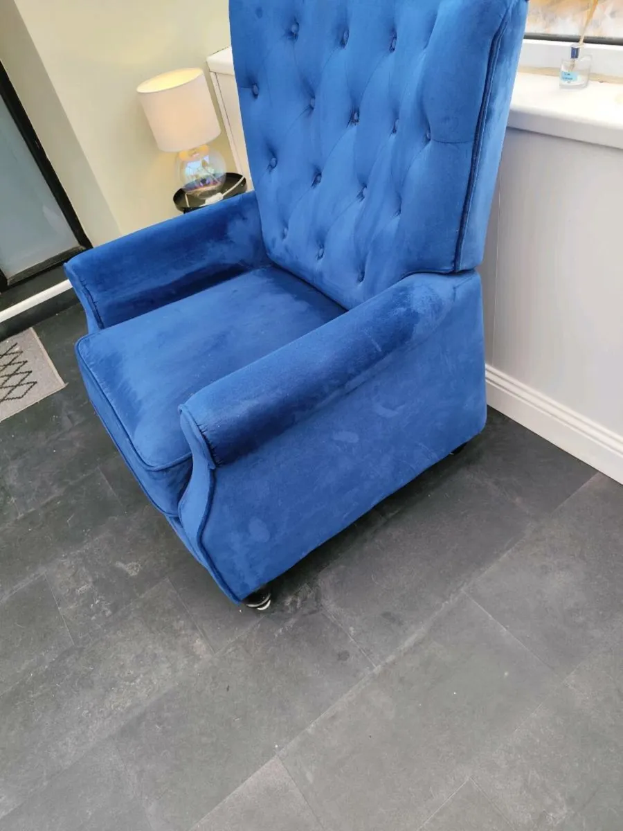 Recliner Armchair - Image 2