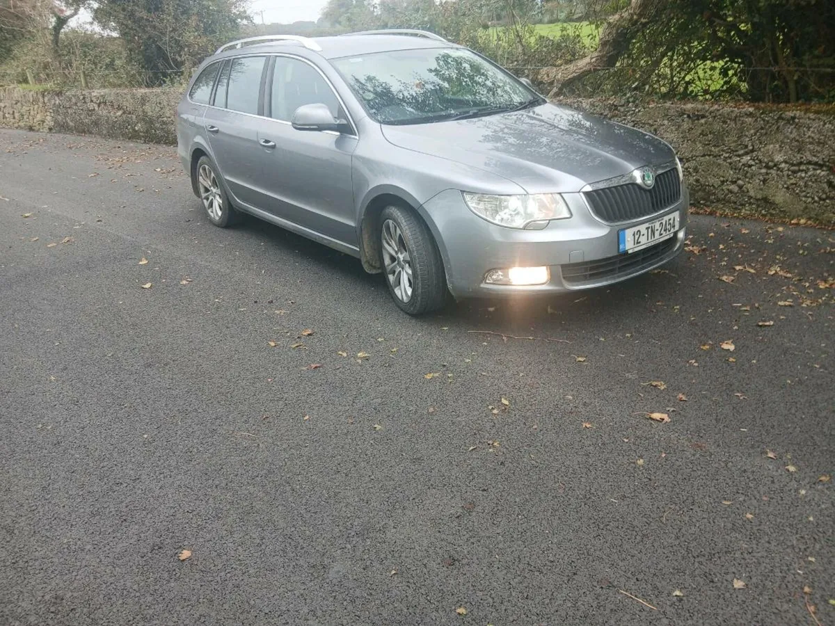 Car - Image 1
