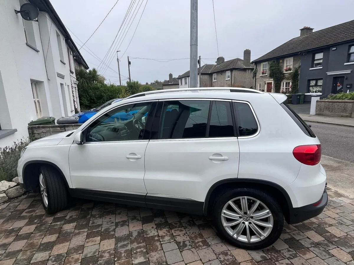 VW Tiguan SPT 2.0tdi M6F 110HP 5DR - Image 3