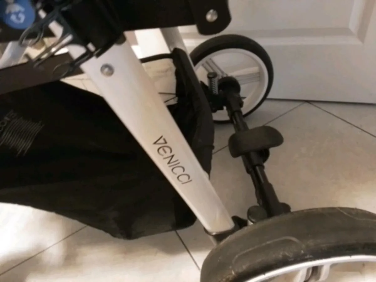 Veccini pram - Image 2