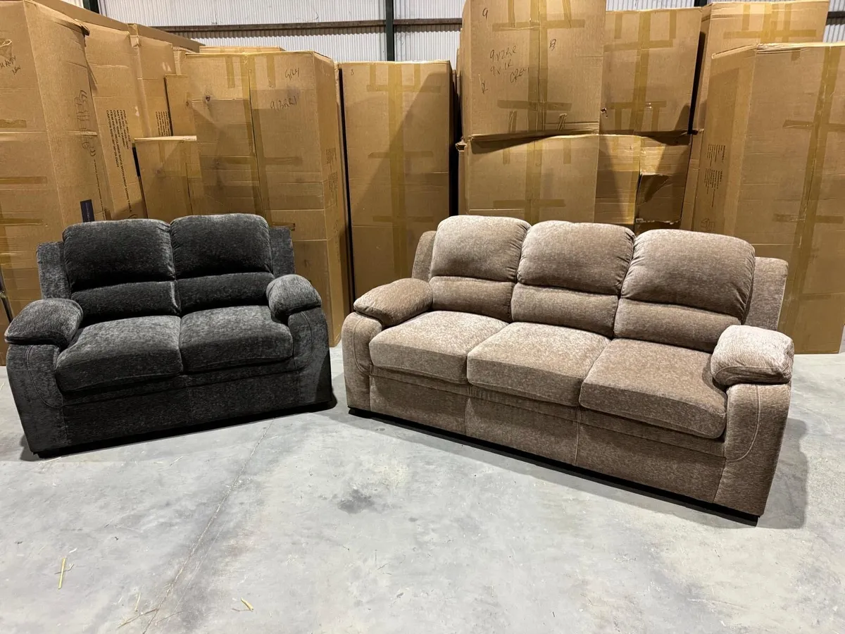 New Fabiric Tara Sofa Sets - Image 1