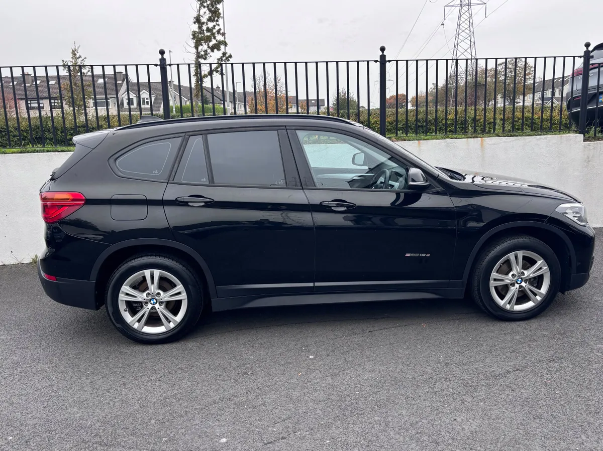 BMW X1 SDRIVE 18D SE // MANUAL 4DR - Image 3