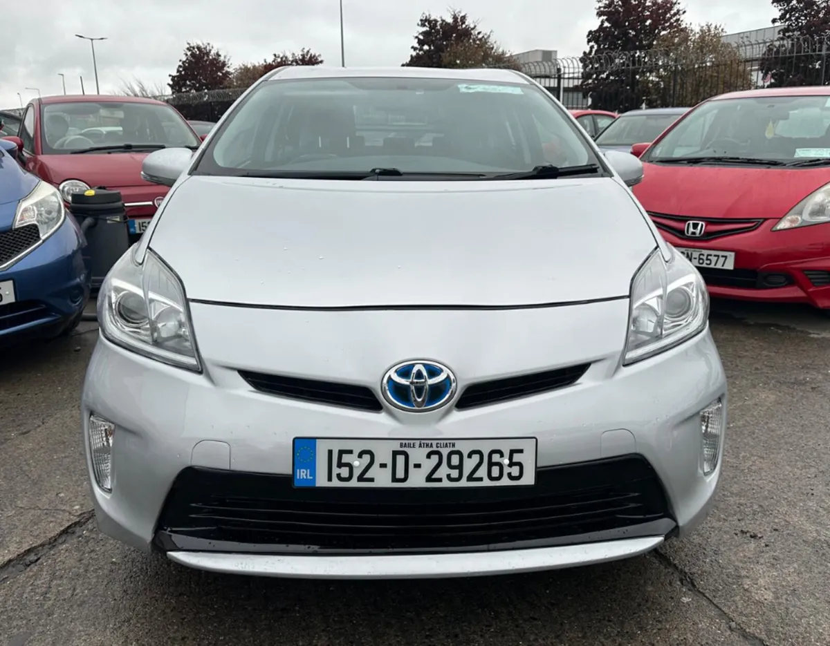 Toyota Prius 2015 Auto Hrbrid / New Nct - Image 3