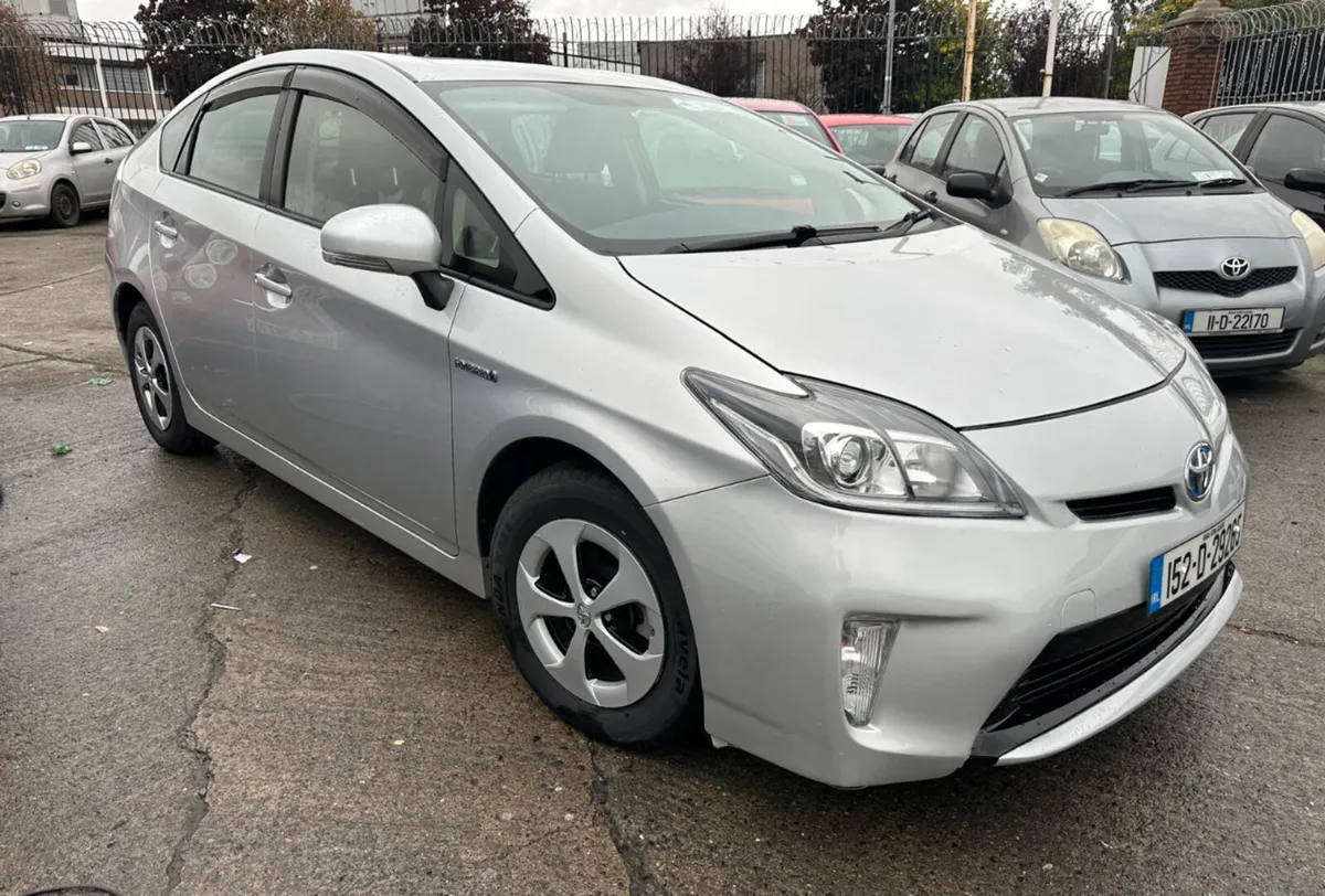 Toyota Prius 2015 Auto Hrbrid / New Nct - Image 1