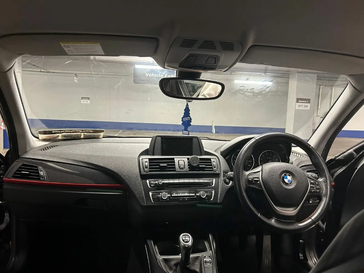 BMW 1-Series 2012 - Image 4