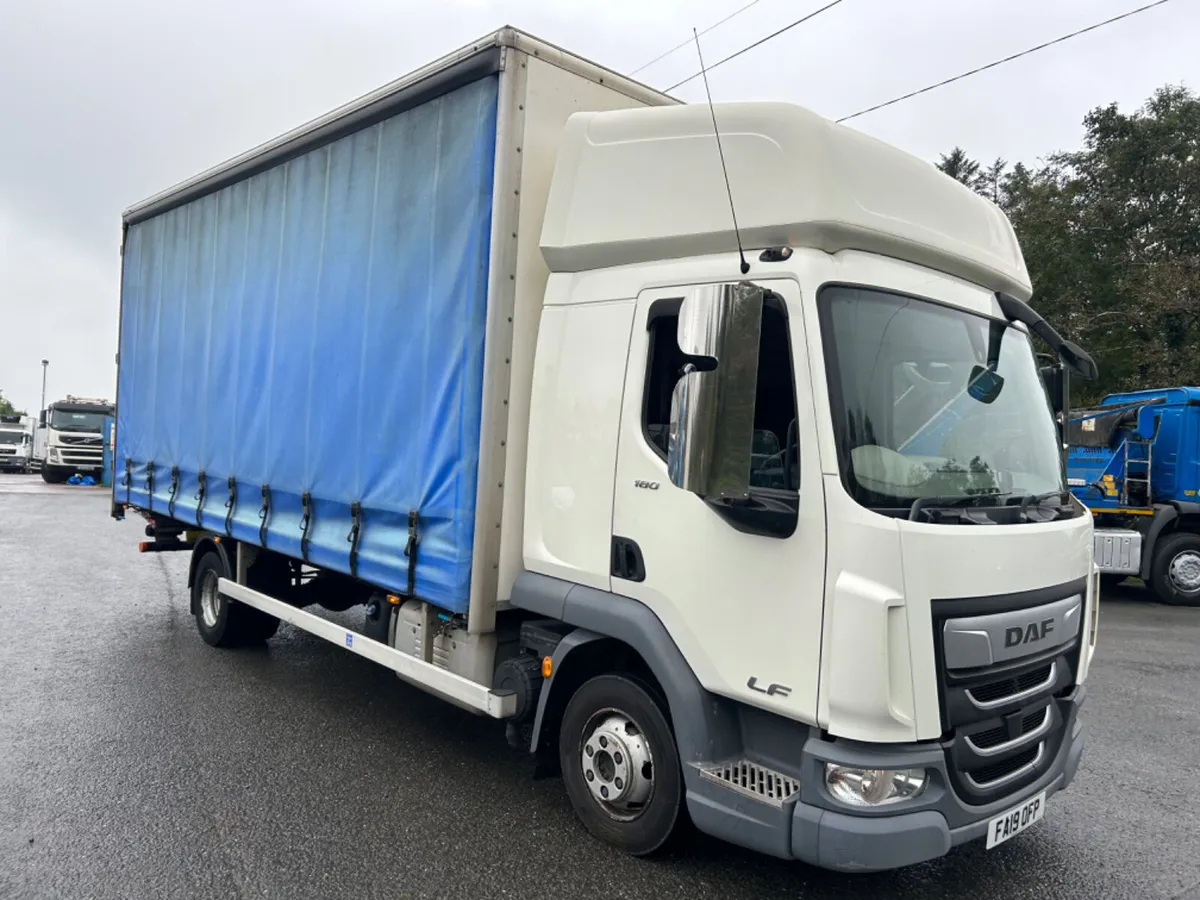 2019 Daf lf 7.5 ton sleeper cab Curtainsider lift - Image 3