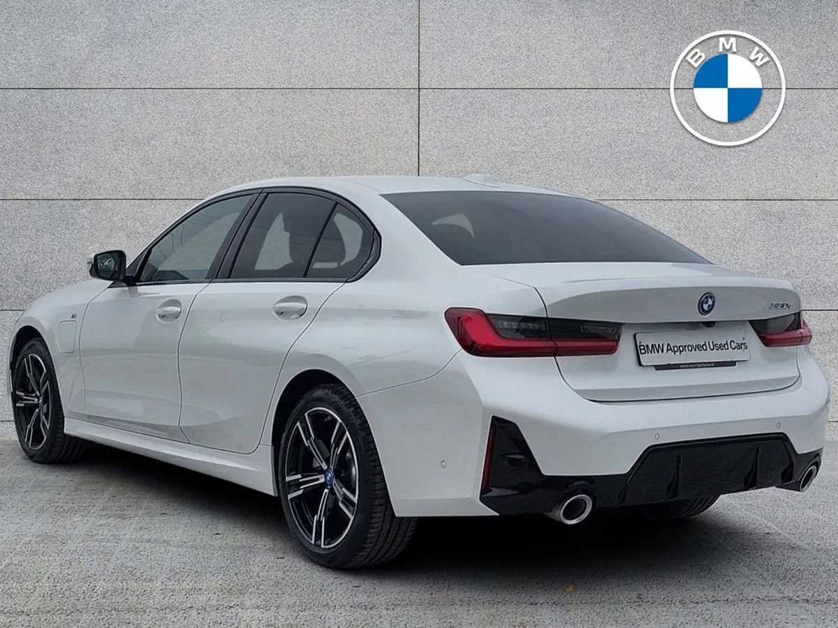 BMW 3 Series 330e M Sport - Image 2