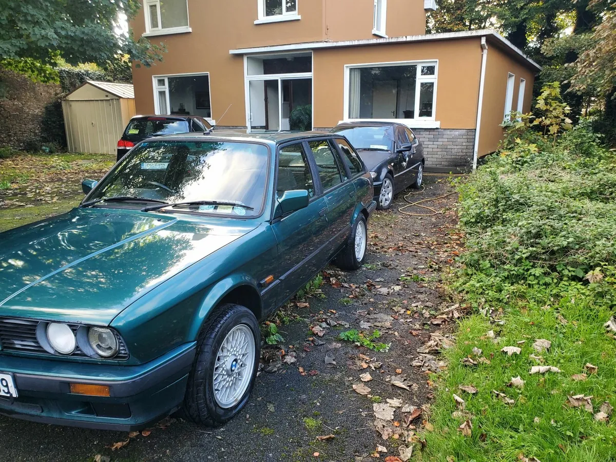 BMW 318i Lux Touring - Image 2