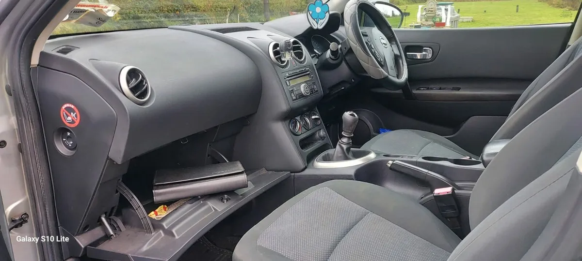Nissan Qashqai 1.5 XE  5DR - Image 4