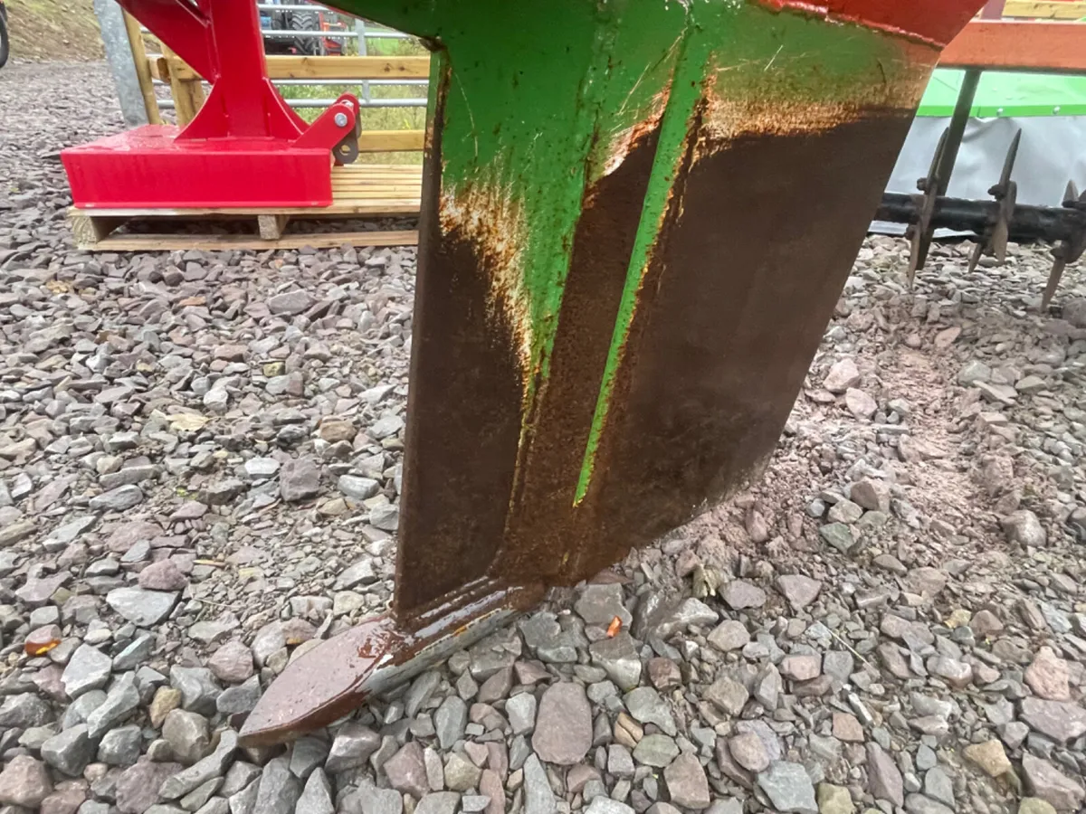 Gravel tunneller - Image 3