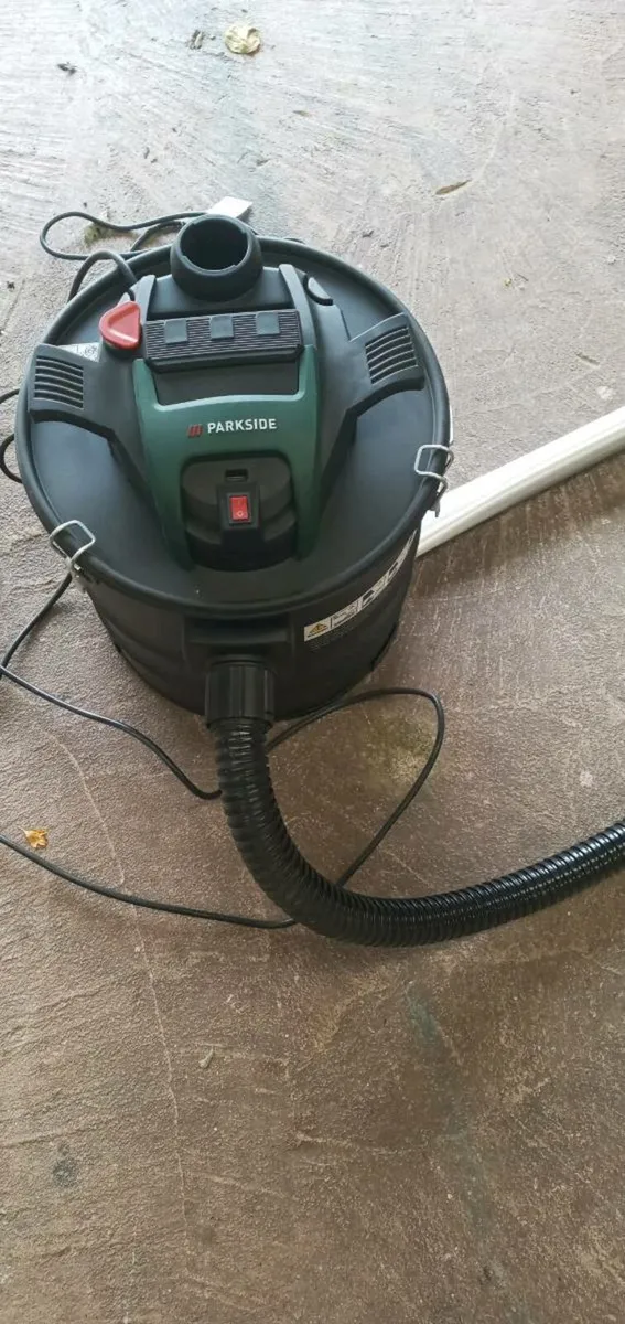 Ash vacuum cleaner - Image 1
