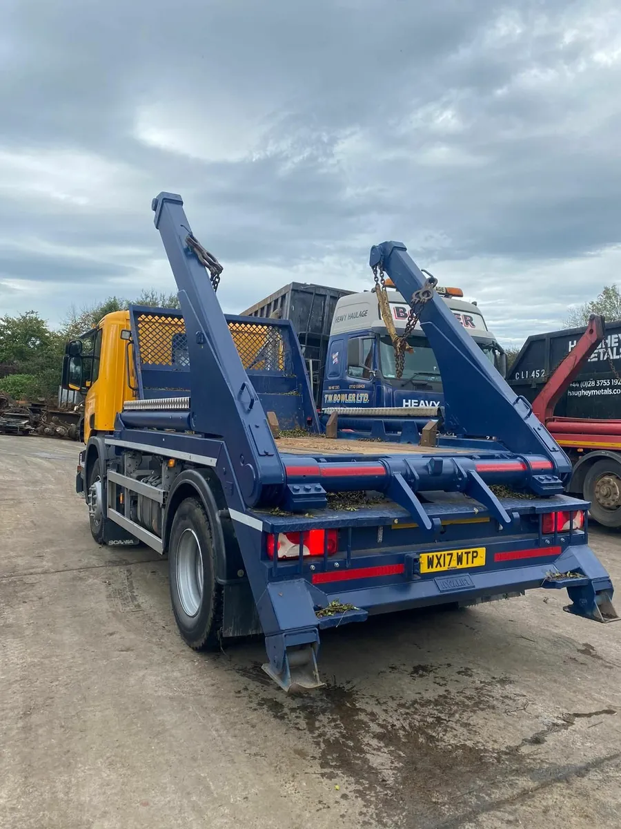 2017 Scania P250 Skip Loader - Image 2