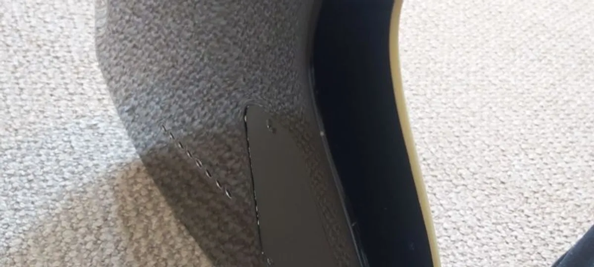 Schecter Omen 8 - Left Handed - Image 3