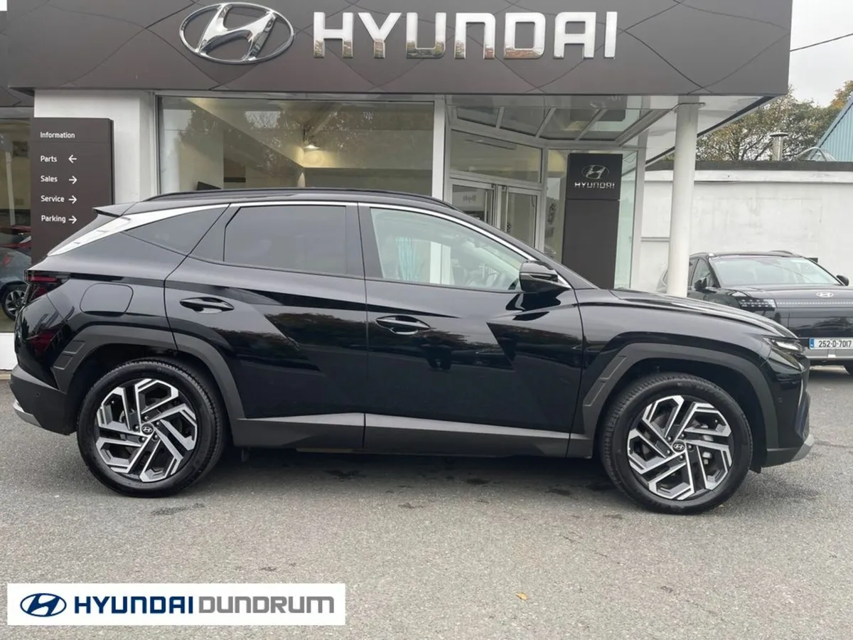 Hyundai Tucson Platinum Phev Auto 2WD 5DR AUT - Image 3