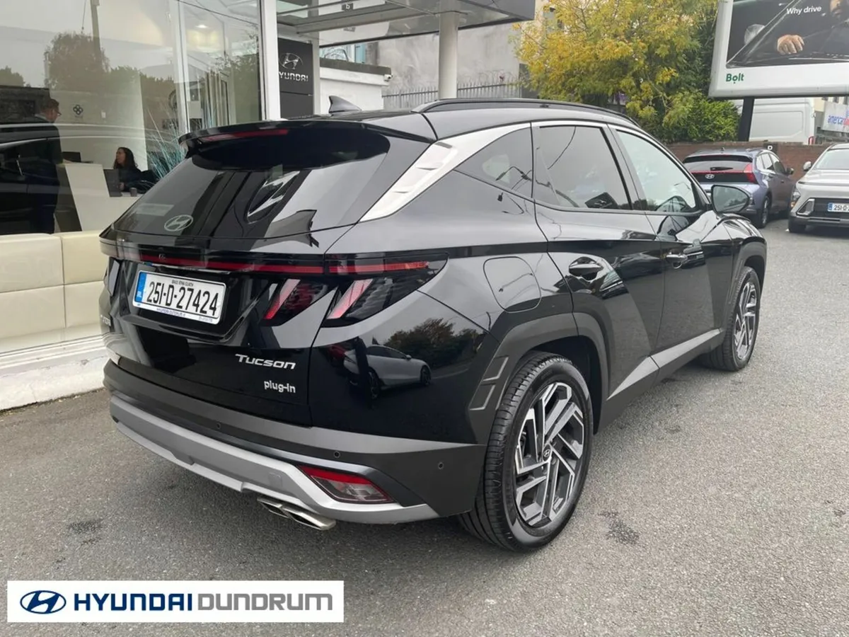 Hyundai Tucson Platinum Phev Auto 2WD 5DR AUT - Image 4