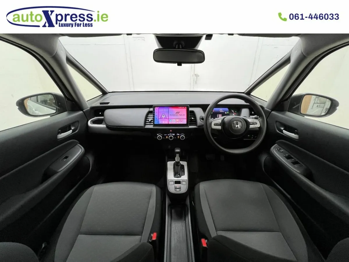 Honda Fit 1.5 e:HEV BASIC Automatic, Reversing cam - Image 2