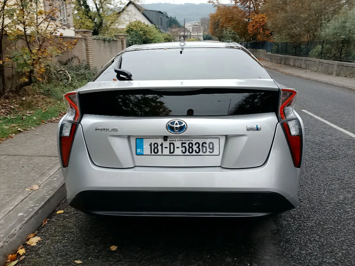 Toyota Prius Daa-zvw50 5DR Auto - Image 4