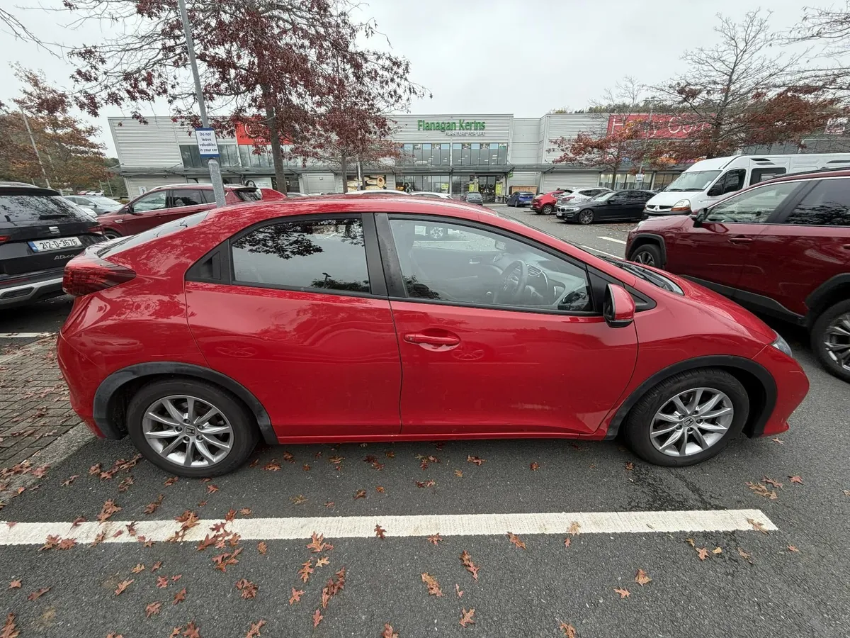 Honda Civic 2015 - Image 3
