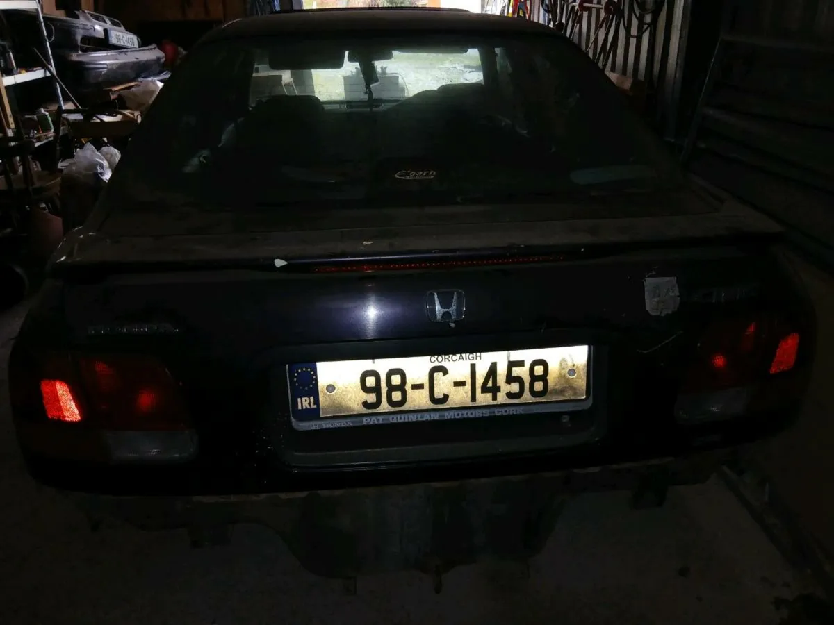 Honda Civic 1.4i saloon - Image 3