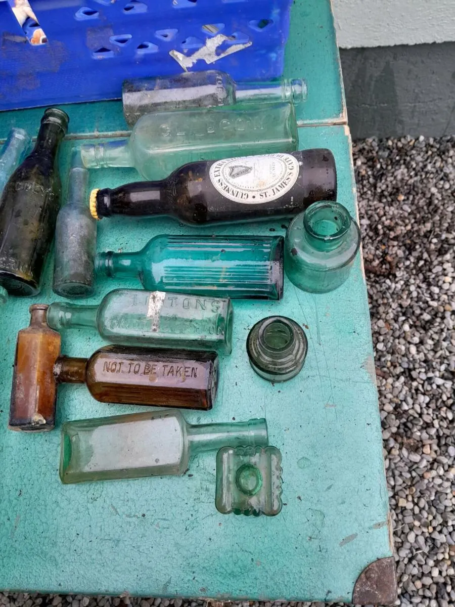 Vintage bottle - Image 1