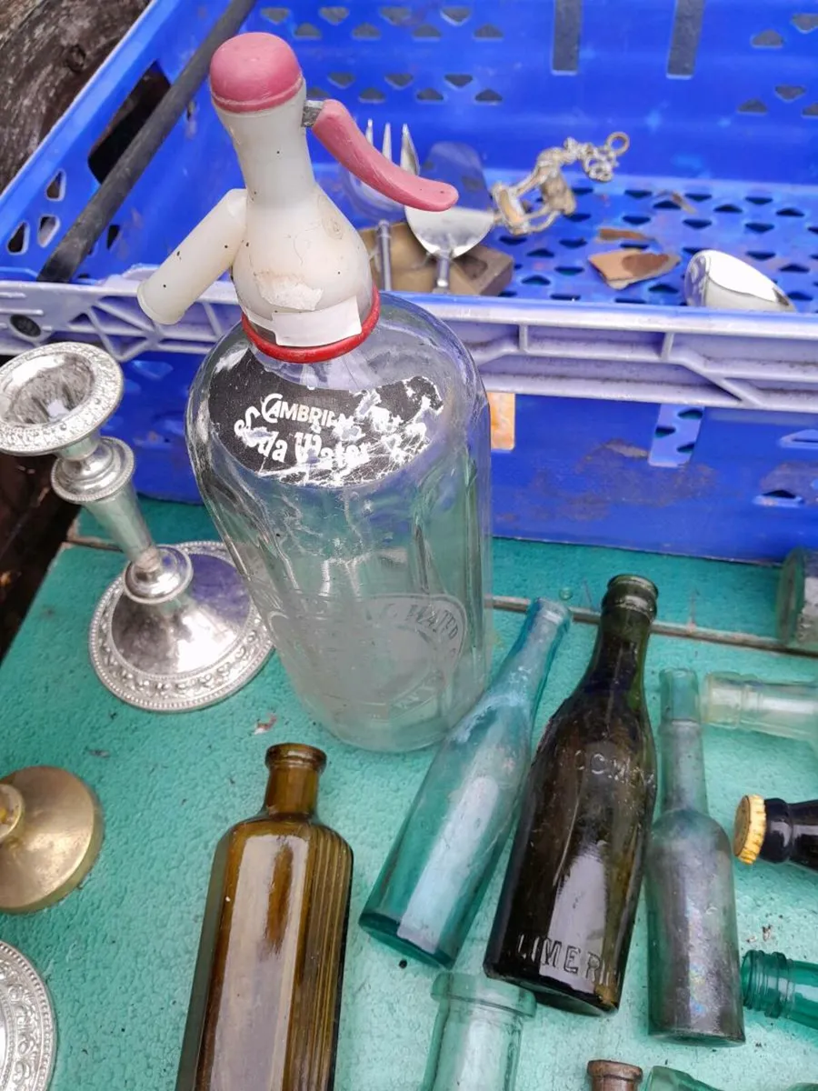 Vintage bottle - Image 2