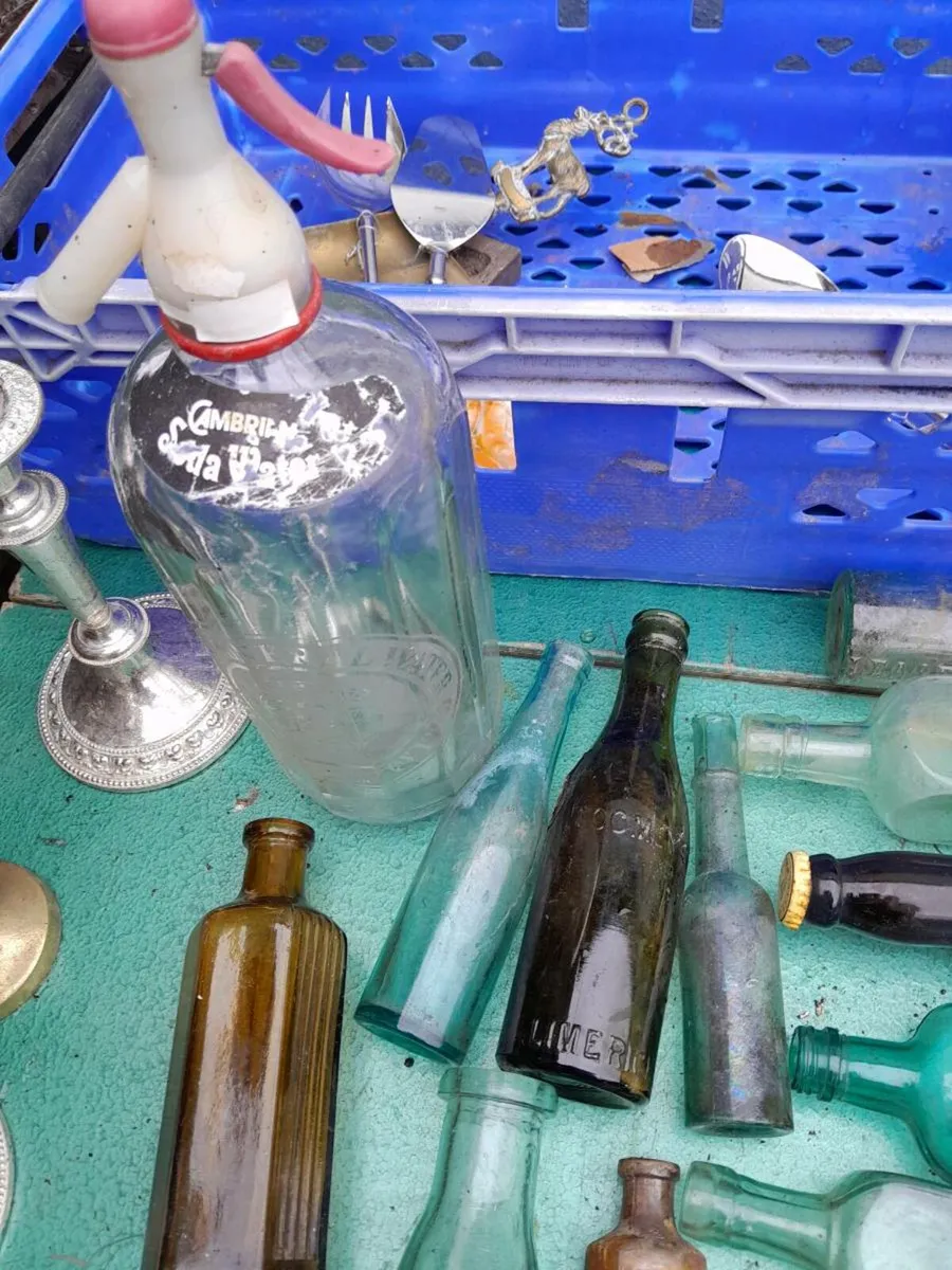 Vintage bottle - Image 4