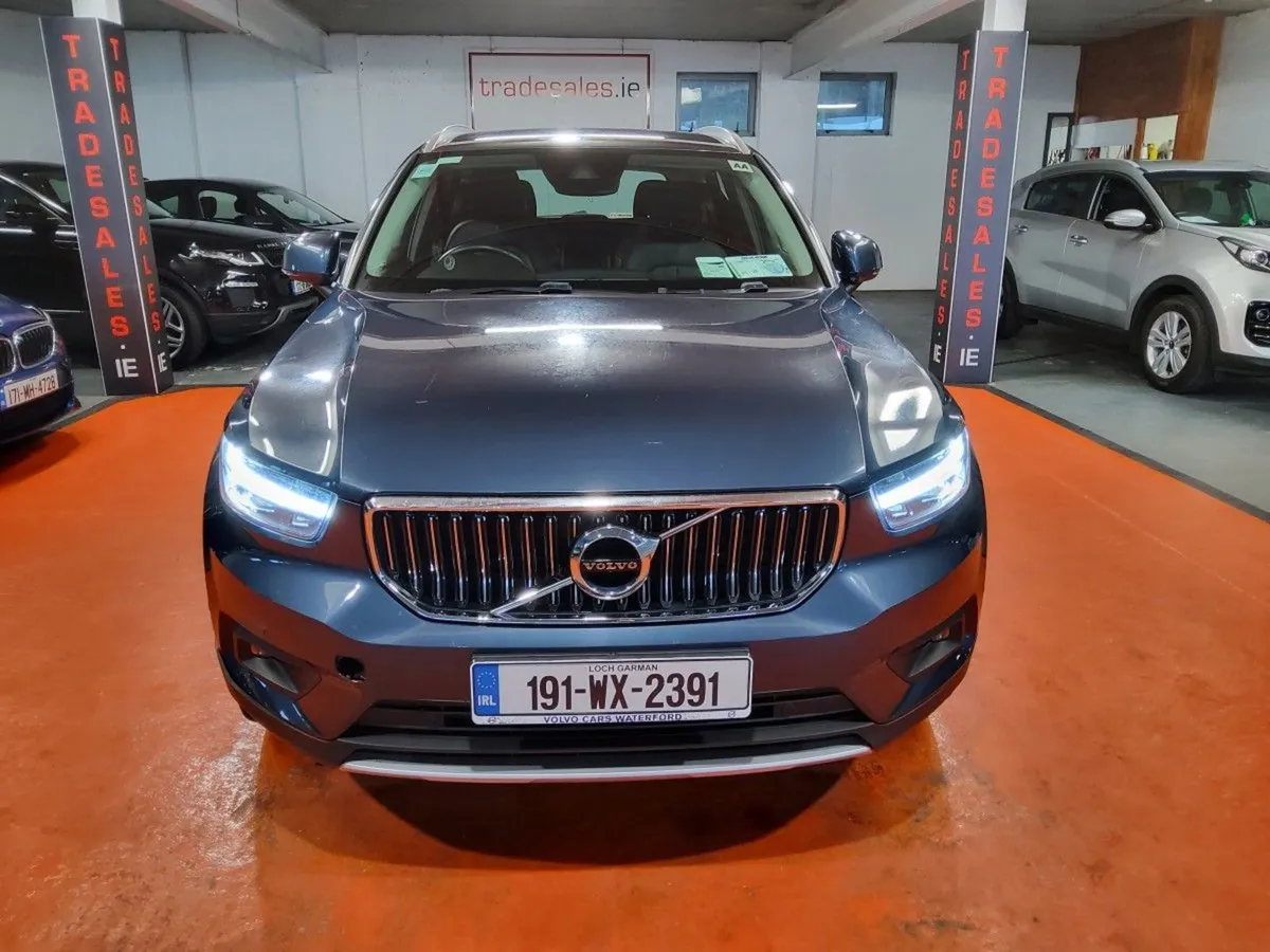 Volvo XC40 D3 Automatic Inscription - Image 1
