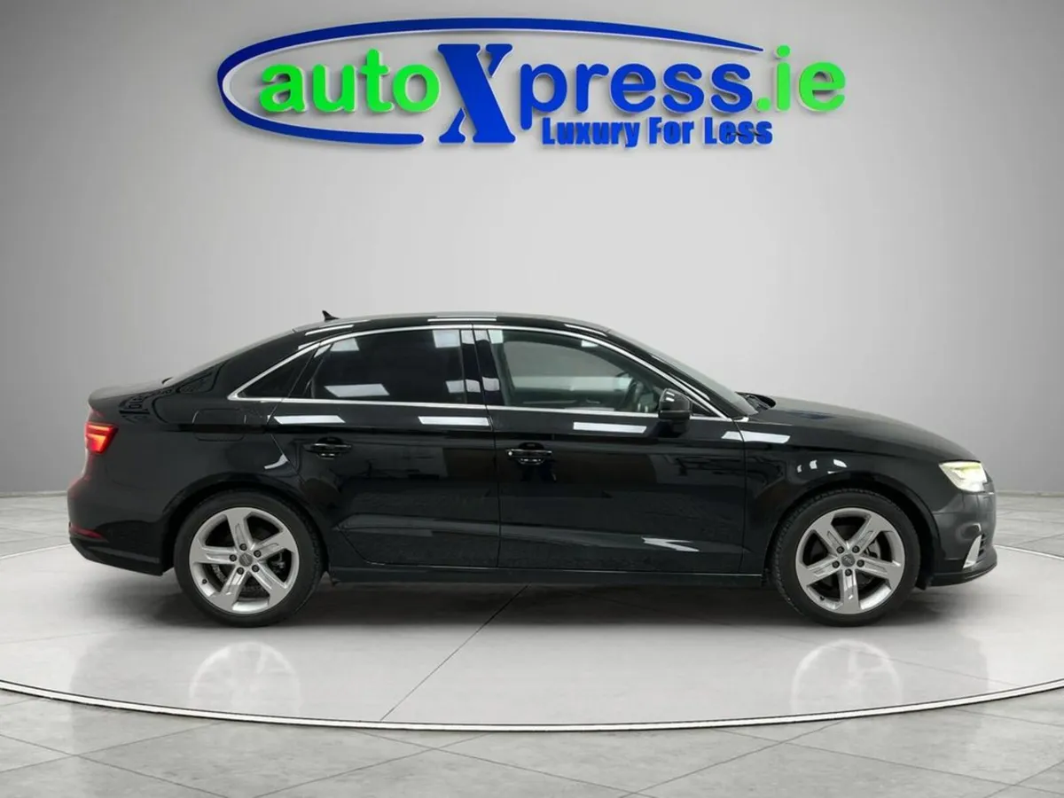 Audi A3 1.4TFSI SPORT Automatic, Reversing camera - Image 3