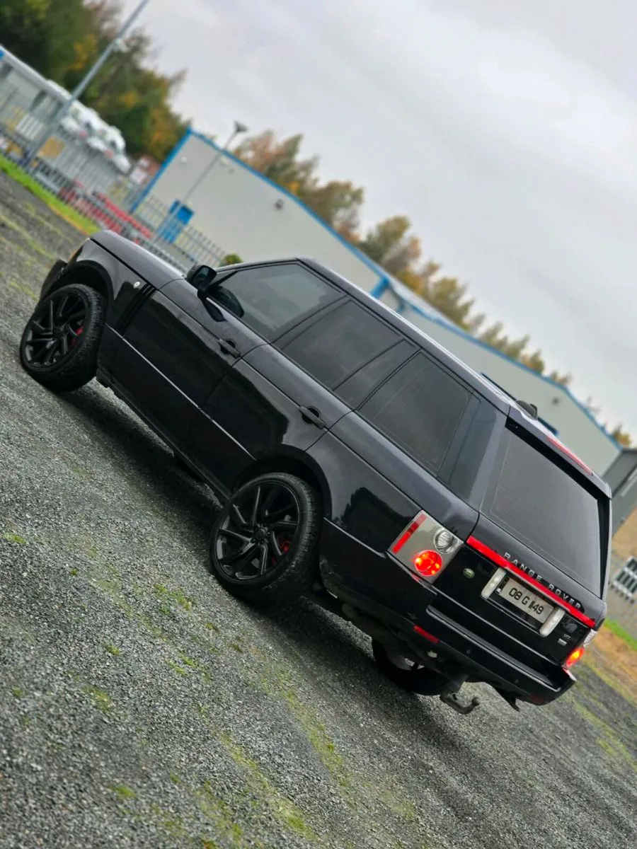 Range rover vogue V8 3.6 diesel cvrt and tax7950€ - Image 1