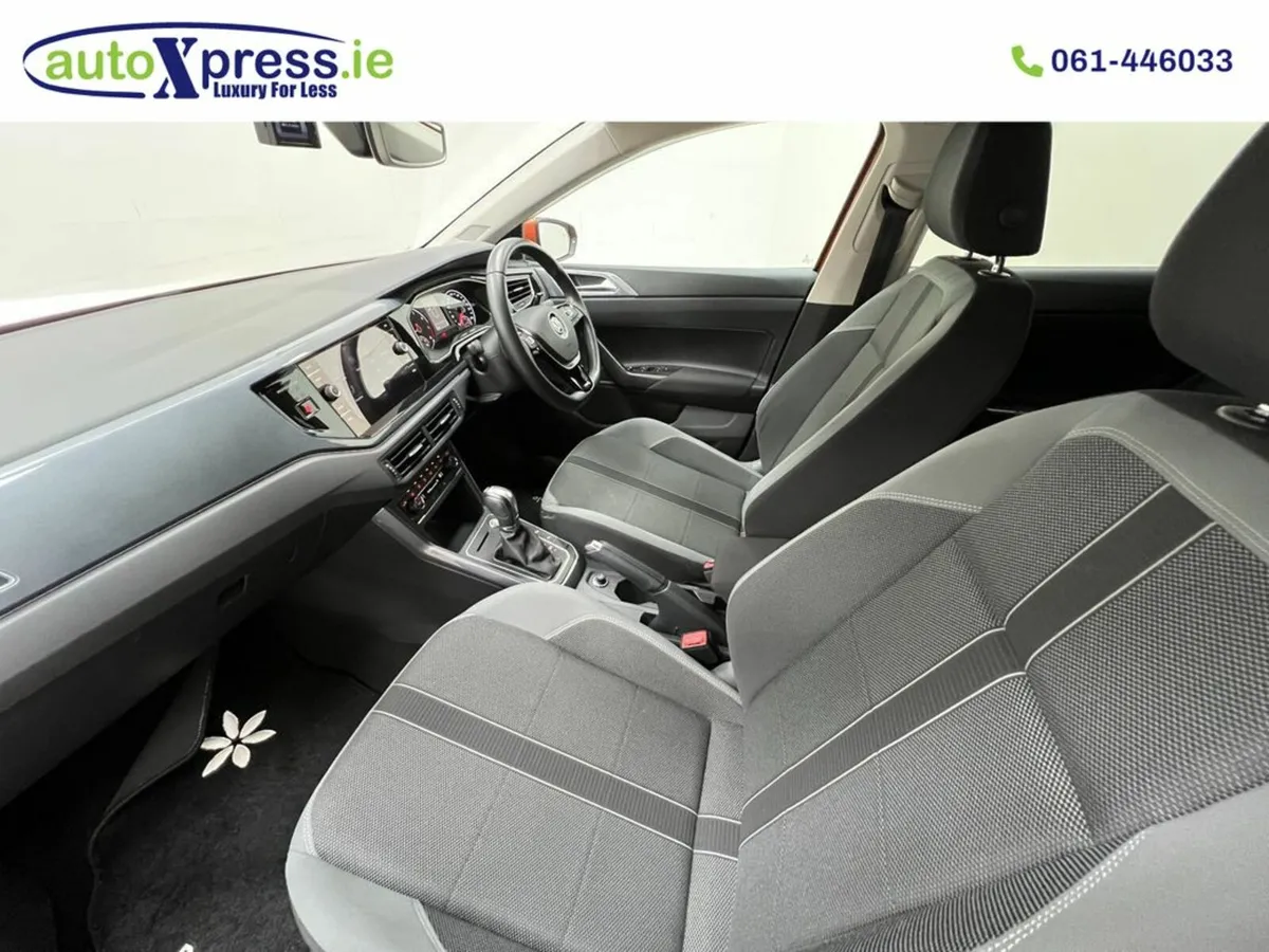 Volkswagen Polo 1.0 TSI HIGH LINE Automatic, Rever - Image 2