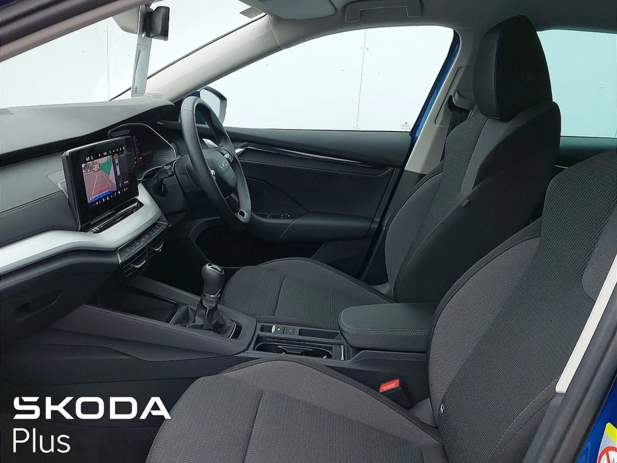 Skoda Octavia Combi Selection 2.0tdi 115HP - Image 4