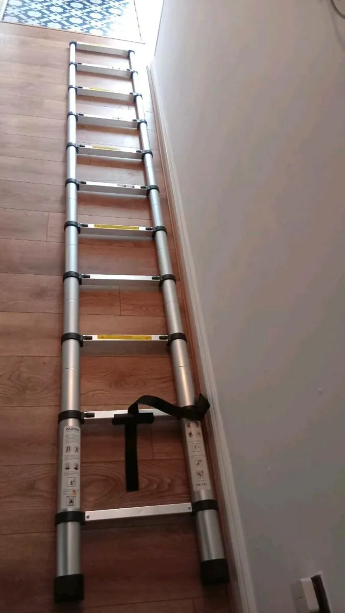 As New telescopic ladder - Image 3