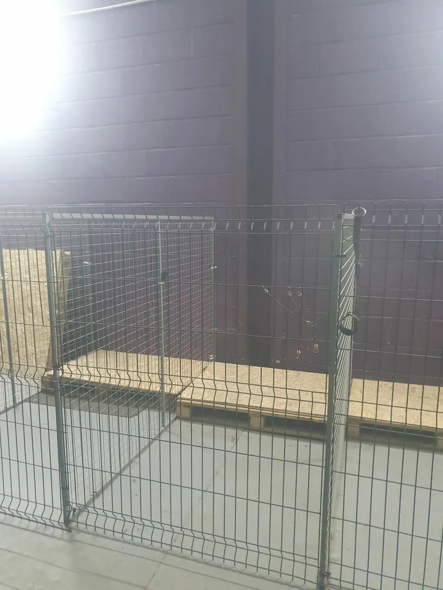 Dog kennels - Image 2