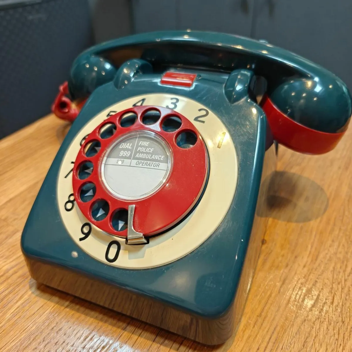 Vintage Rotary-dial Telephone - Image 1