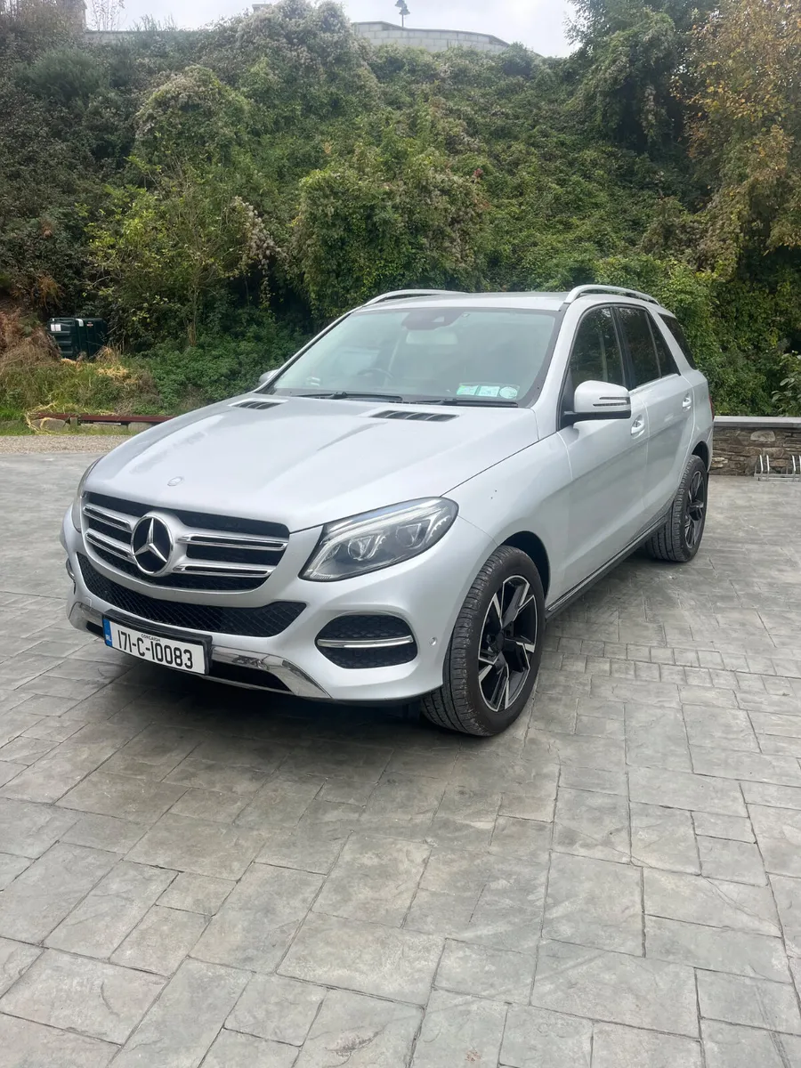 Mercedes-Benz GLE 2017 - Image 1