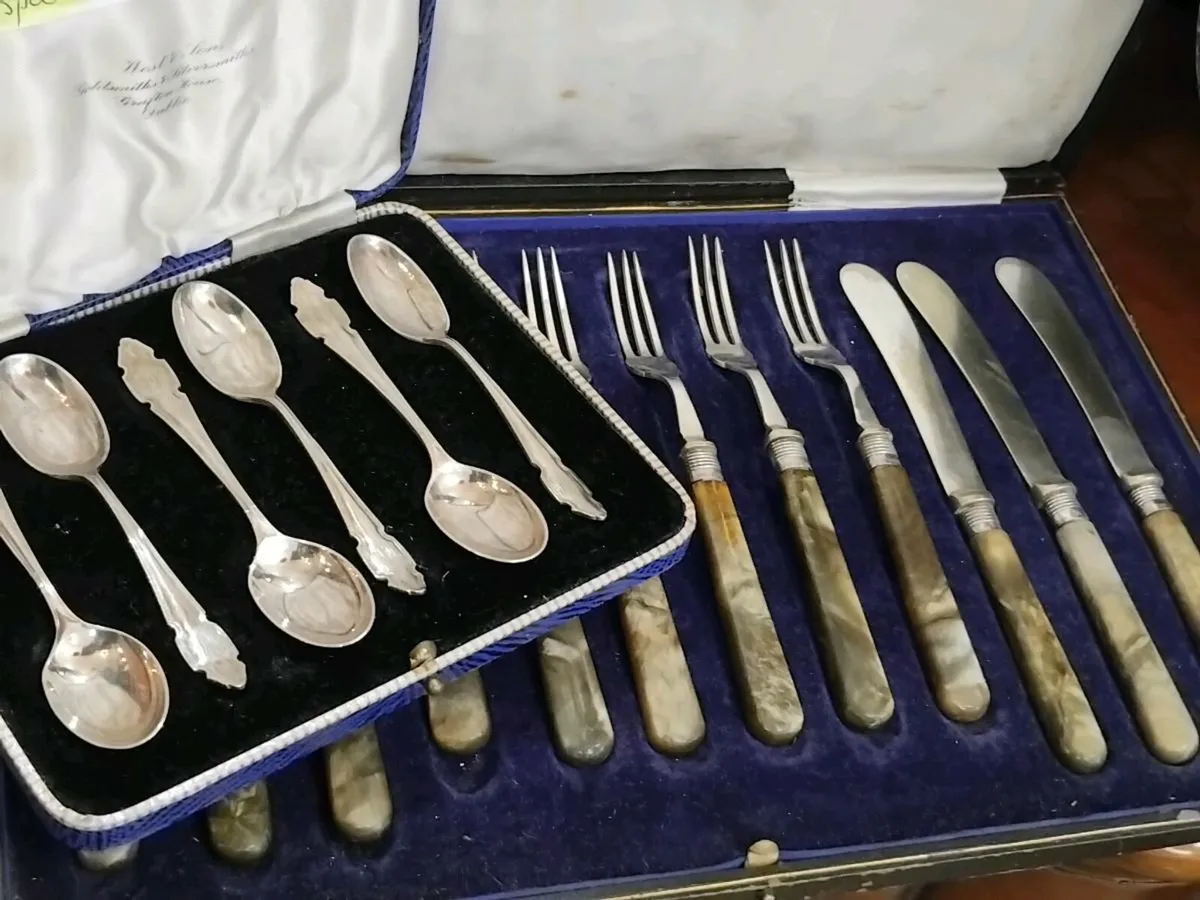 Antiques - Image 3