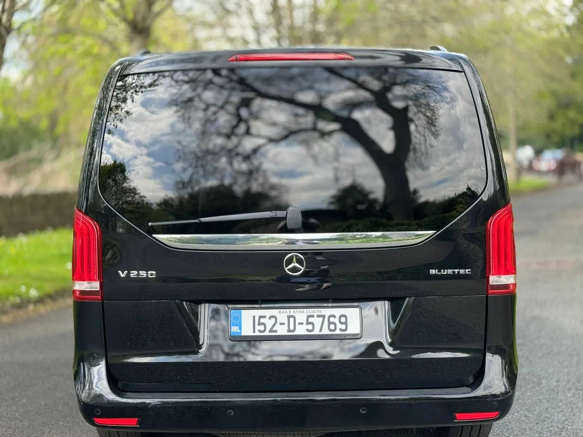 €27950 Mercedes V250 2015 Automatic - Image 4