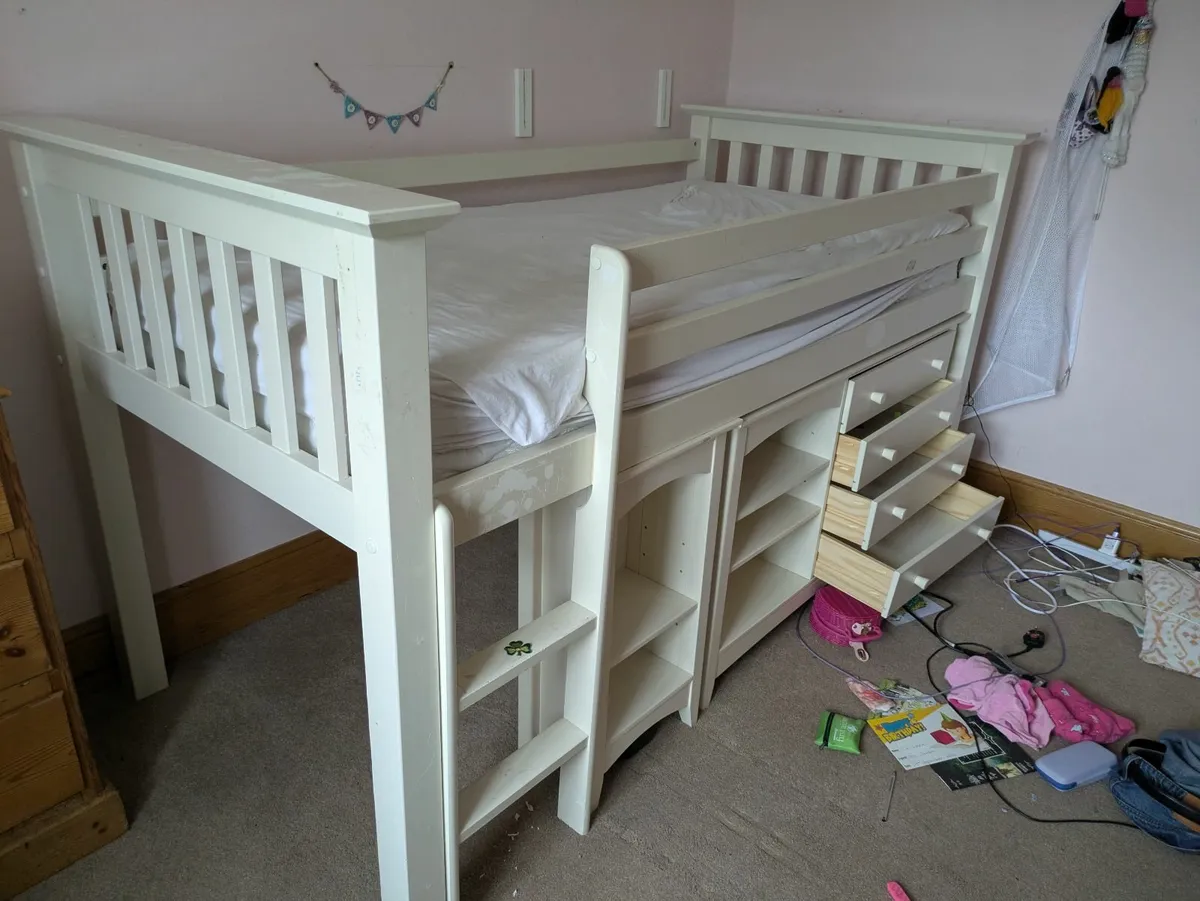 Childs bed - Image 2