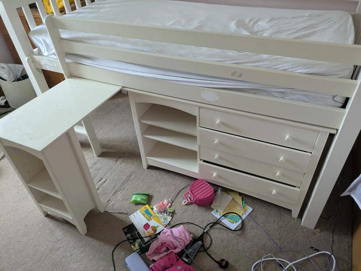 Childs bed - Image 3