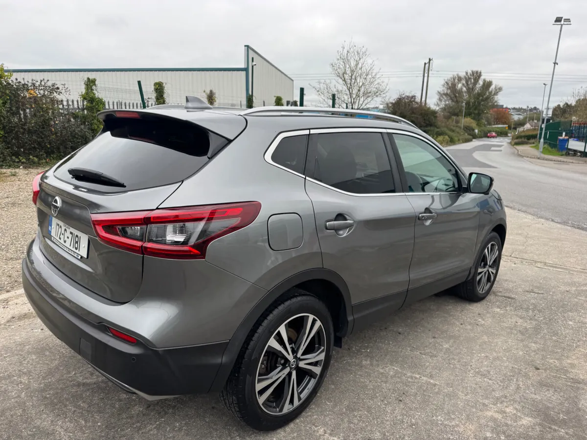 Nissan Qashqai 2017 top spec - Image 2