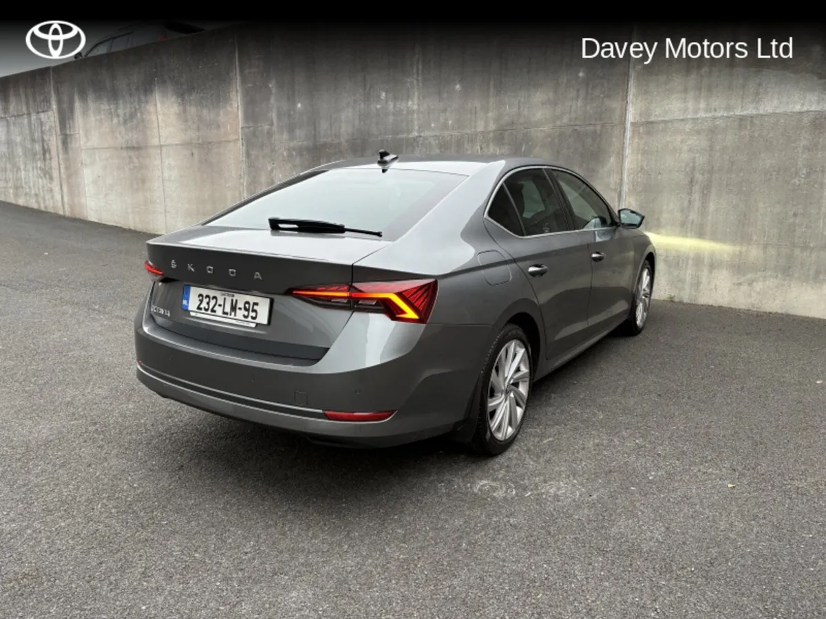 Skoda Octavia E30 2.0 TDI 115 - Image 2