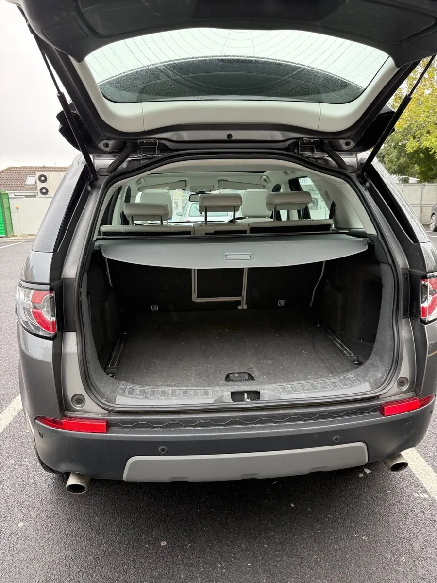 Discovery Sport - Image 4