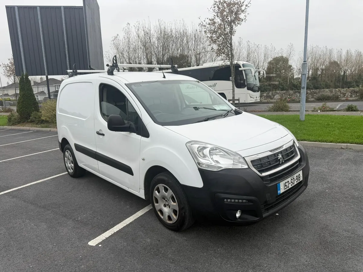2015 Peugeot Partner / Berlingo NEW DOE AND TAX - Image 2