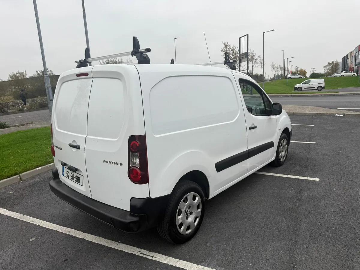 2015 Peugeot Partner / Berlingo NEW DOE AND TAX - Image 3