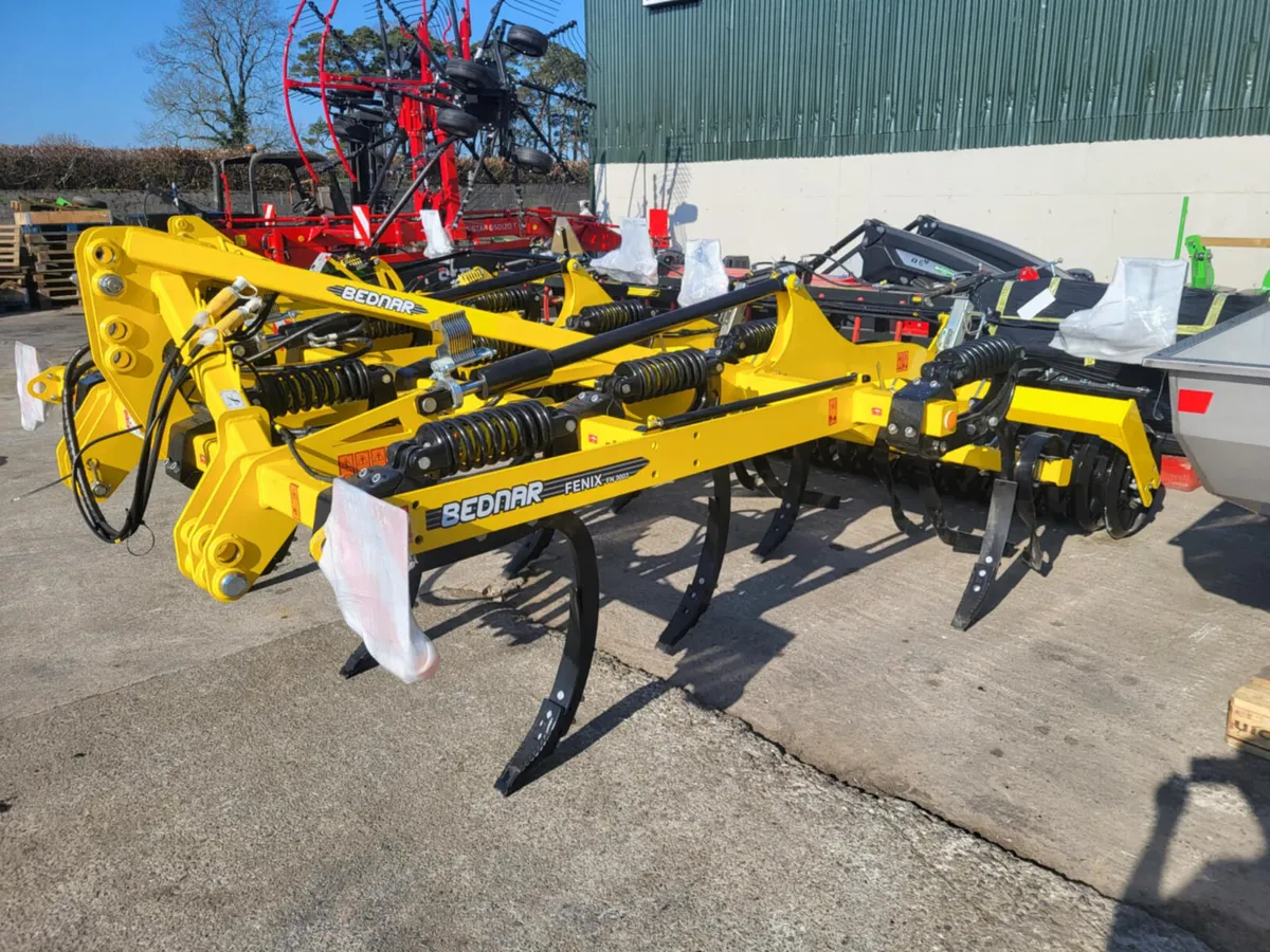 Demo Bednar Fenix FN3003 - Image 3