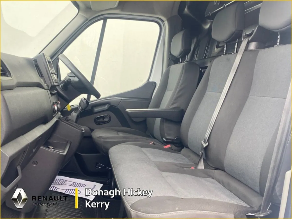 Renault Master Master FWD Lm35 DCI 135 Business - Image 2