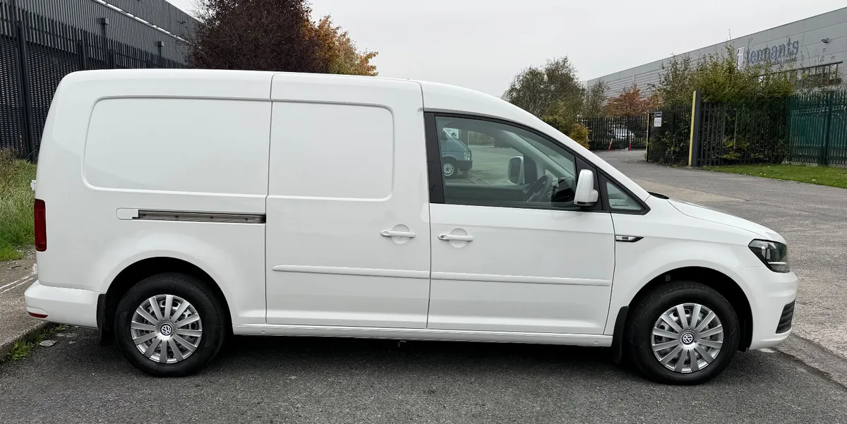192 Volkswagen Caddy Maxi 102Bhp - Image 4