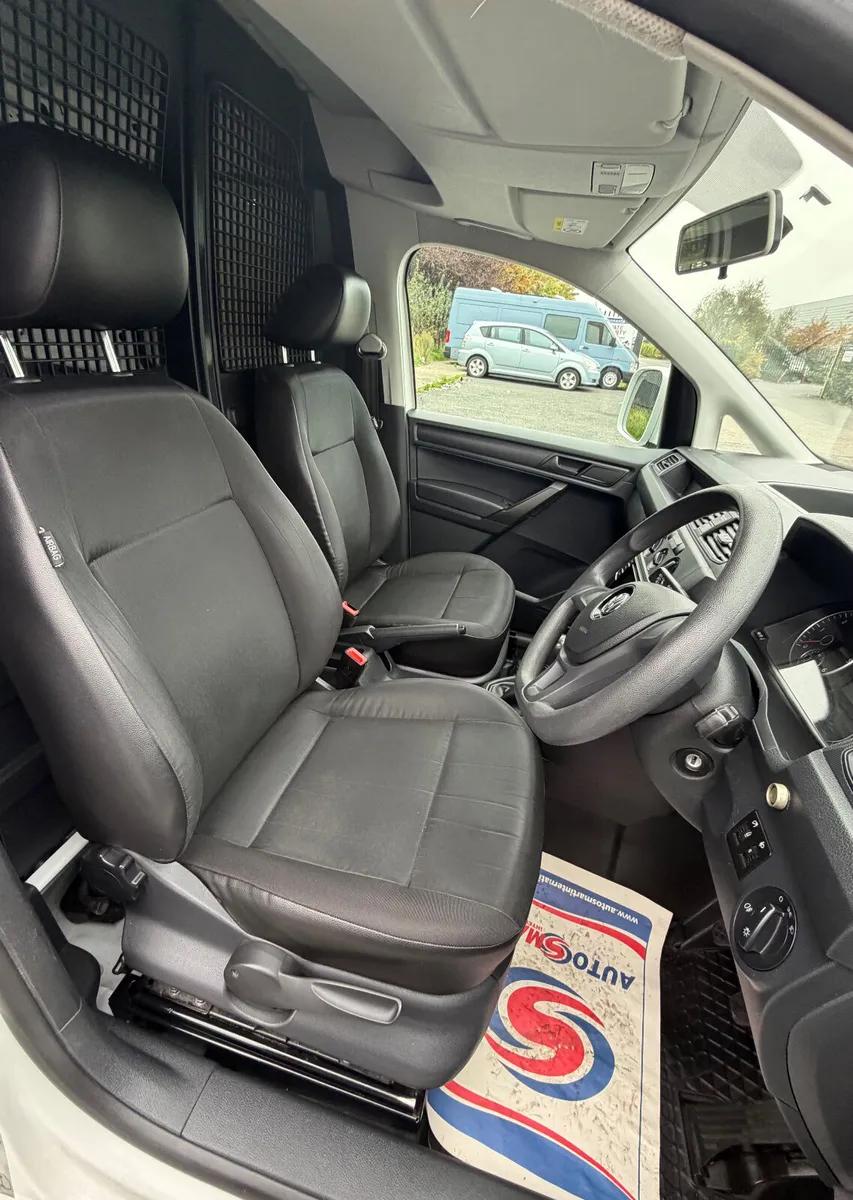 192 Volkswagen Caddy Maxi 102Bhp - Image 3