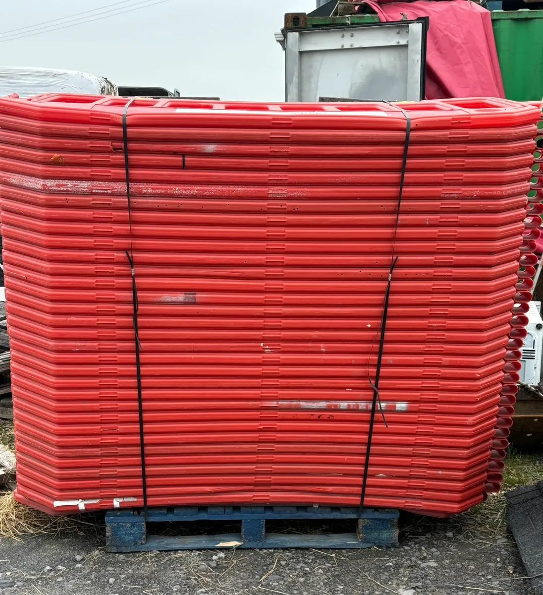 33 Road Barriers - Image 2