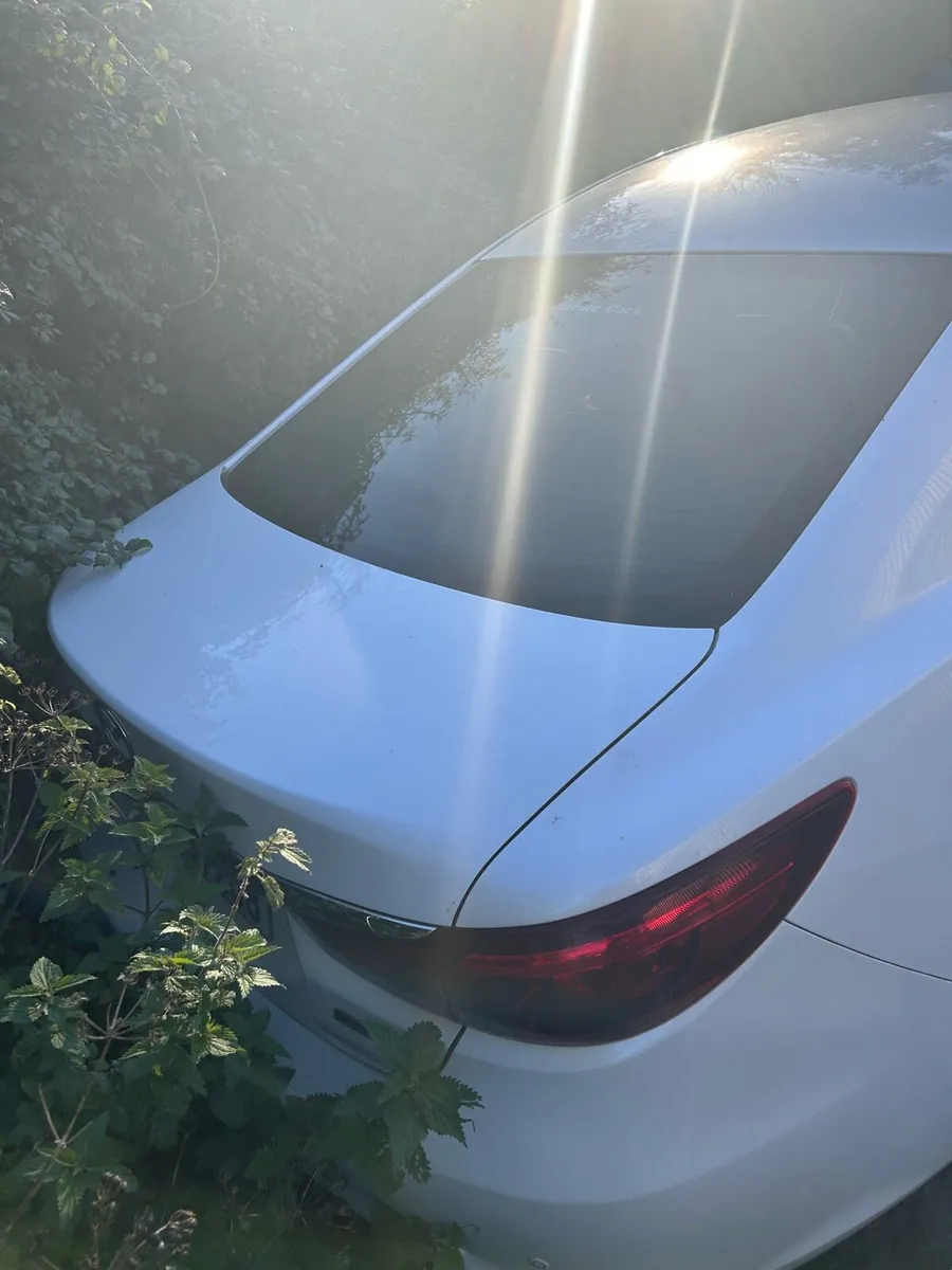 Car - Image 4